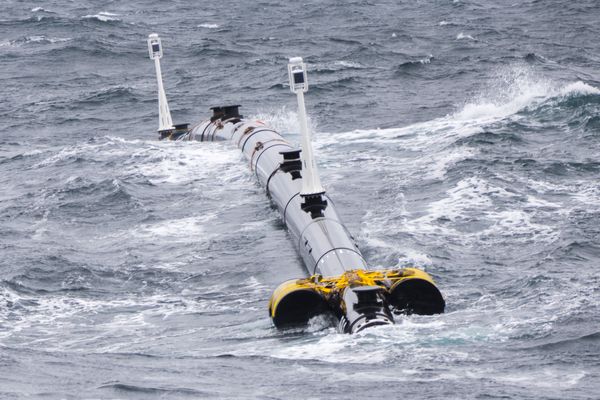 Tow test of a 120-meter section of System 001, outside the coast of San Francisco, May-June 2018.
